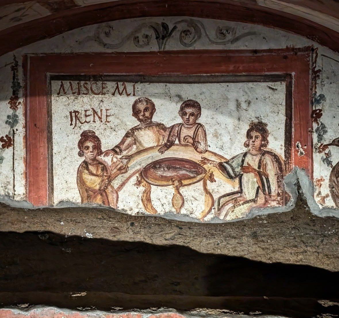 Banquet fresco with Latin inscription MISCE MI IRENE above a tomb